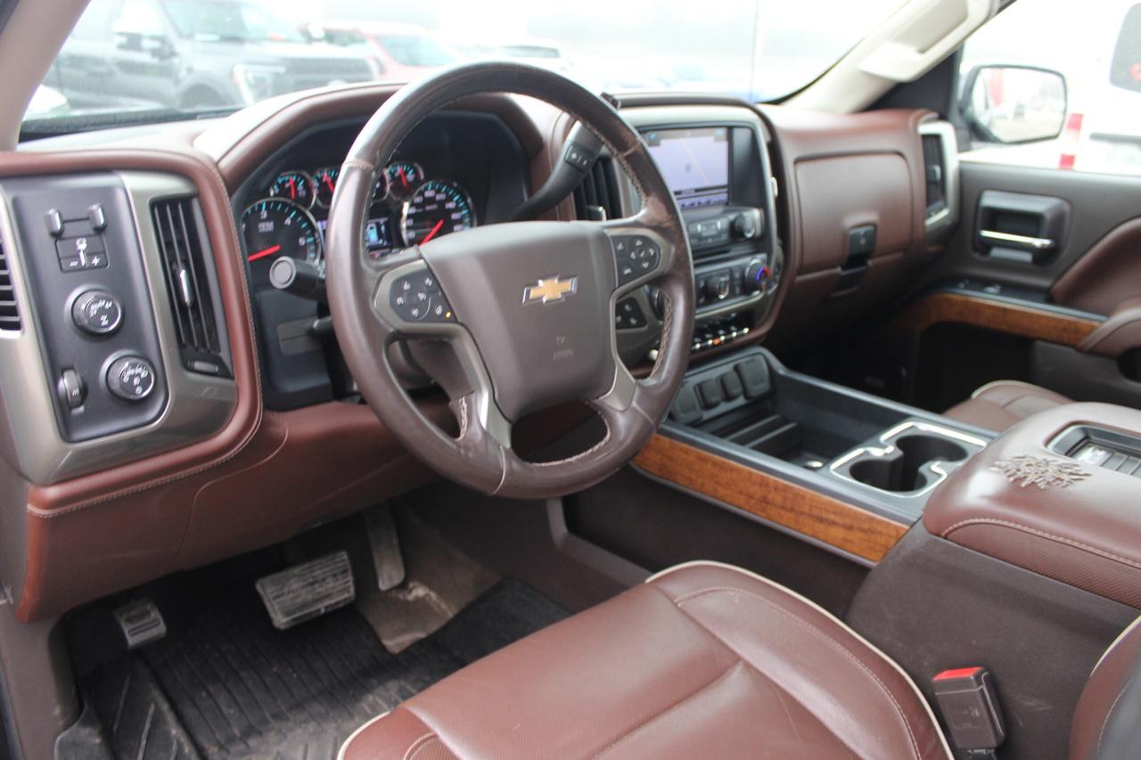 2017 Chevrolet Silverado 1500 High Country Crew Cab 4WD   No Accident   Safety I Photo