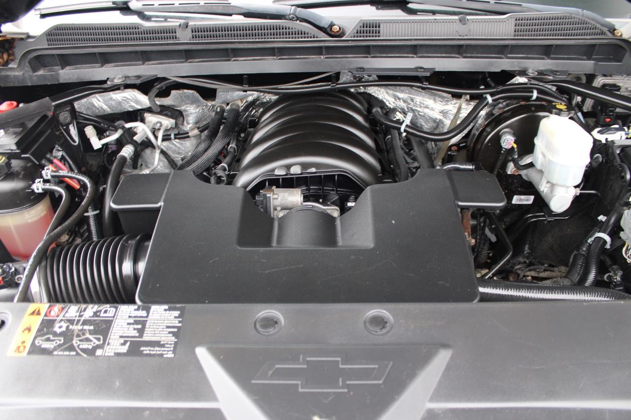 2017 Chevrolet Silverado 1500 High Country Crew Cab 4WD   No Accident   Safety I Photo