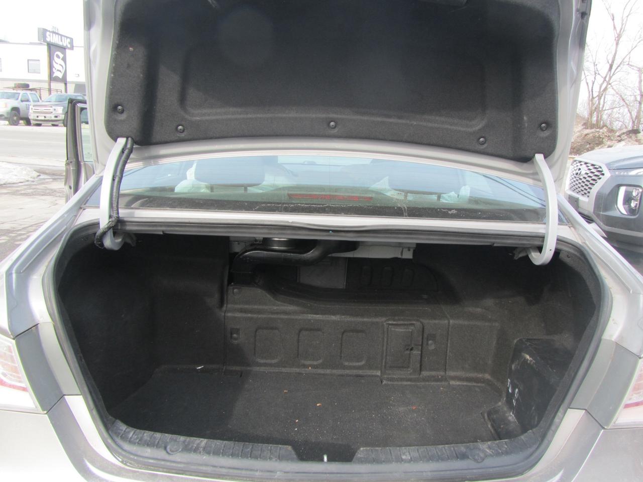 2013 Hyundai Sonata Hybrid 4dr Sdn Limited w/Technology Pkg Photo
