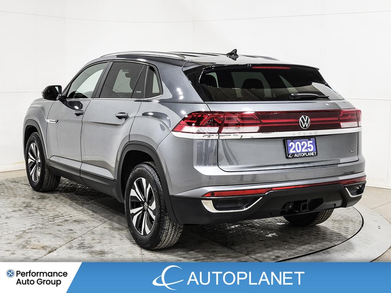 2025 Volkswagen Atlas Cross Sport Comfortline AWD, Heated Seats, Android Auto! Photo