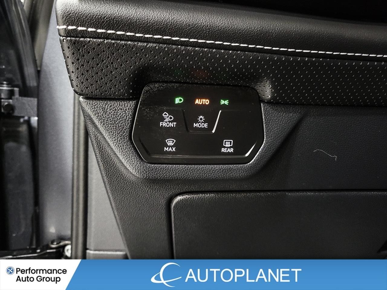 2025 Volkswagen Atlas Cross Sport Comfortline AWD, Heated Seats, Android Auto! Photo