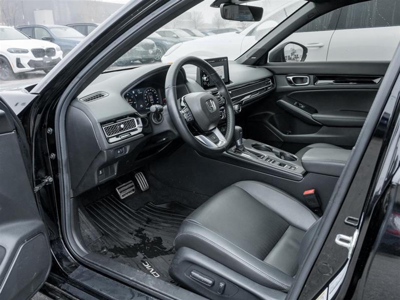 2025 Honda Civic Hybrid Sport Touring 4dr Sedan Photo