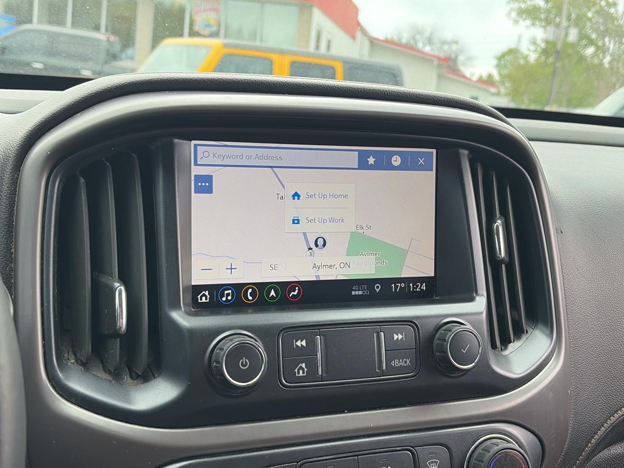 2021 GMC Canyon AT4, LEATHER, REMOTE START, BACK UP CAMERA! Photo