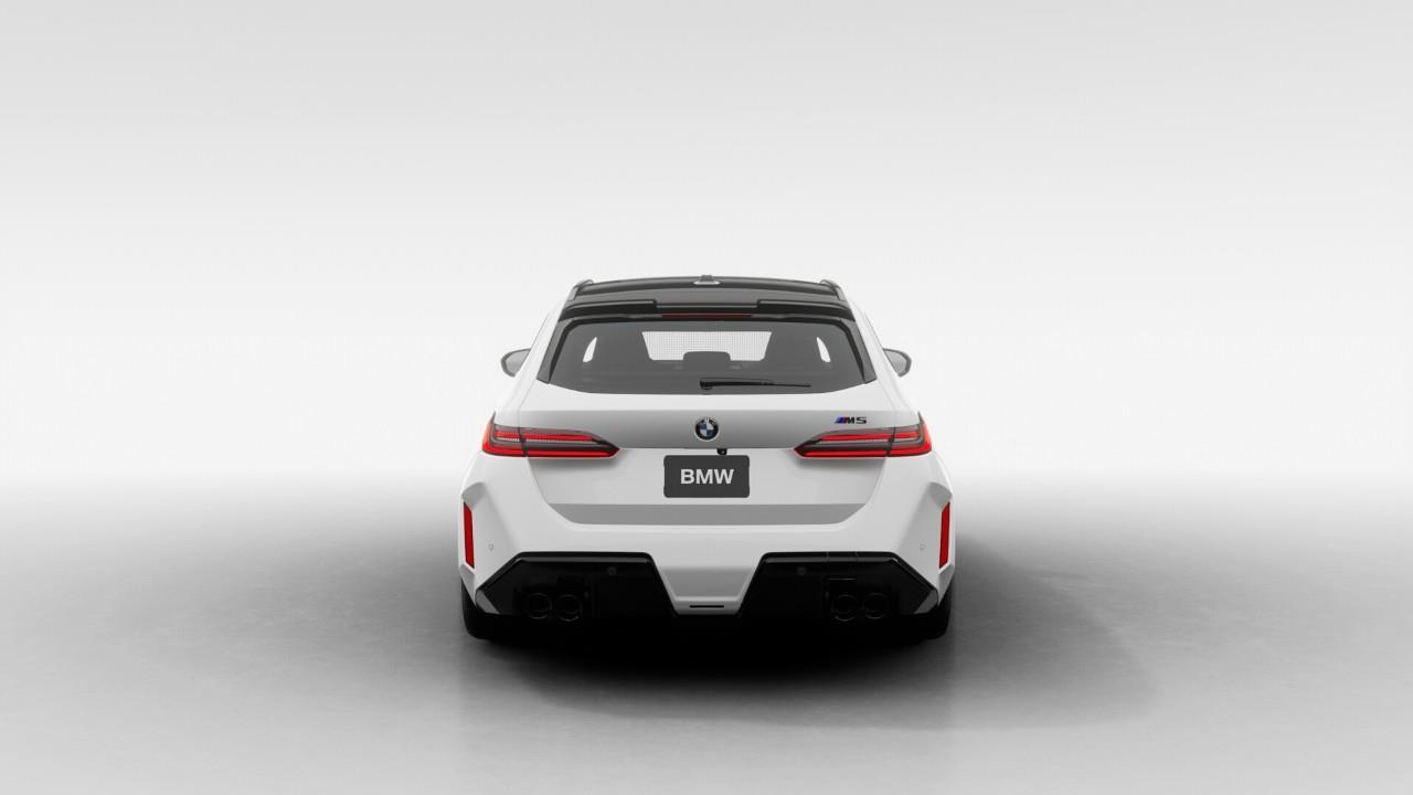2026 BMW M5 Base 4dr All-Wheel Drive Touring Photo4