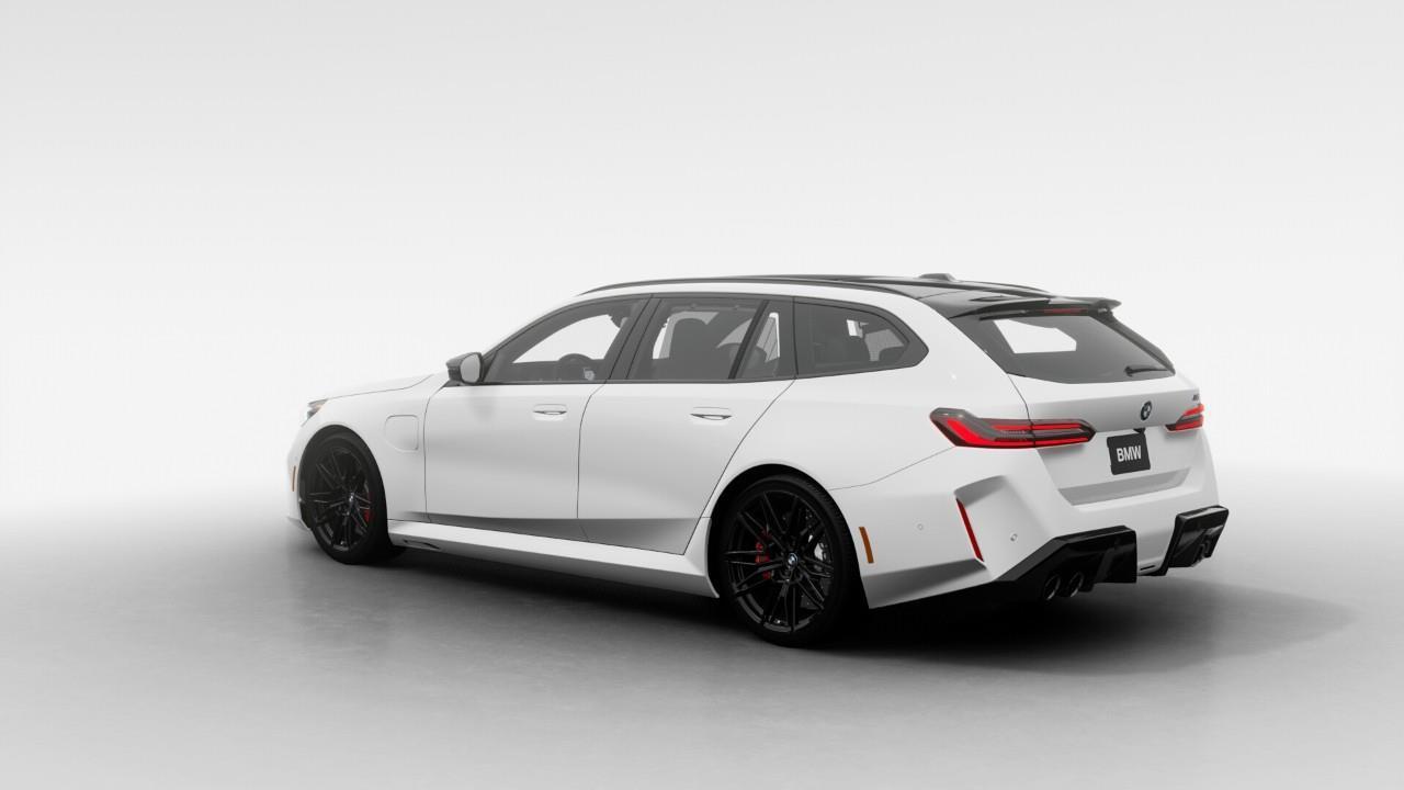 2026 BMW M5 Base 4dr All-Wheel Drive Touring Photo