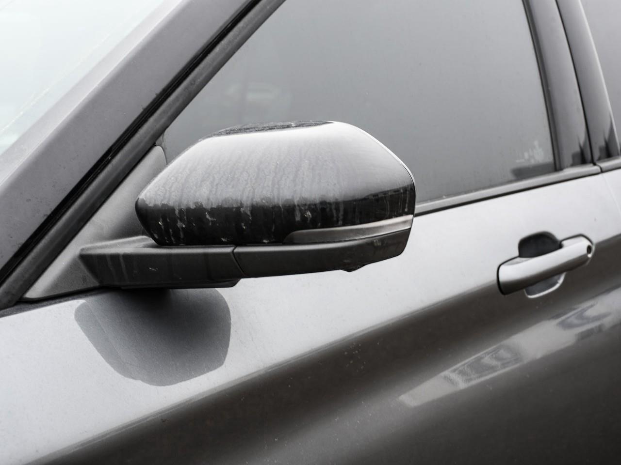 2025 Ford Explorer ST-Line Panoroof   ACC + Lane Keeping Aid Photo