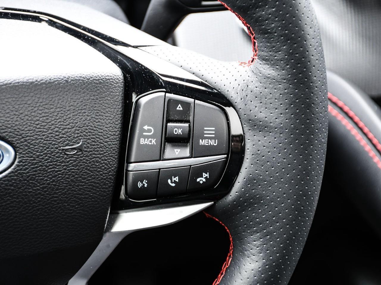 2025 Ford Explorer ST-Line Panoroof   ACC + Lane Keeping Aid Photo