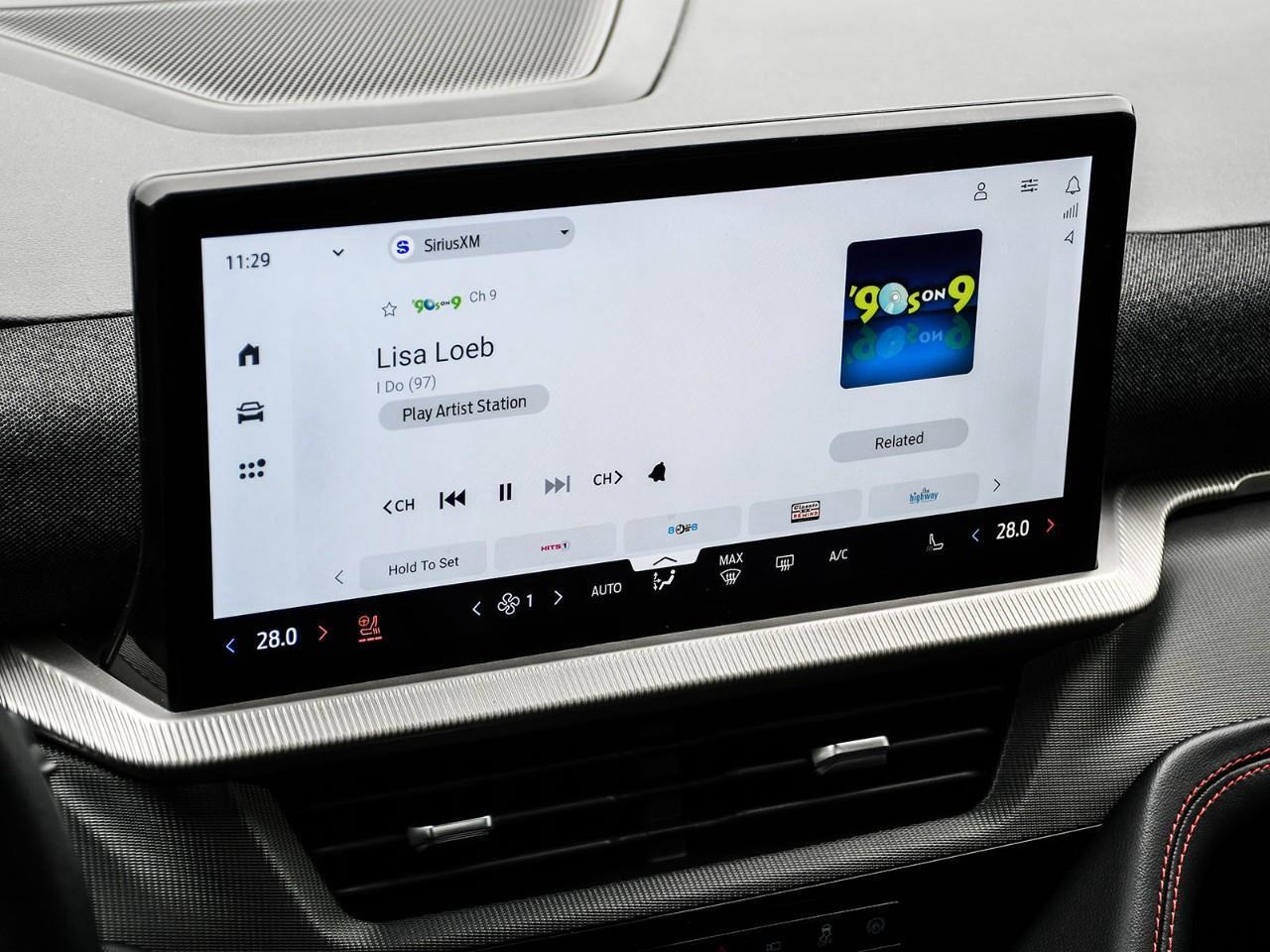 2025 Ford Explorer ST-Line Panoroof   ACC + Lane Keeping Aid Photo