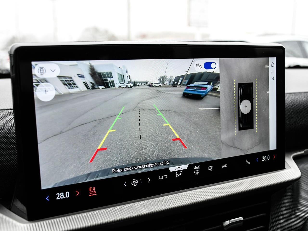 2025 Ford Explorer ST-Line Panoroof   ACC + Lane Keeping Aid Photo