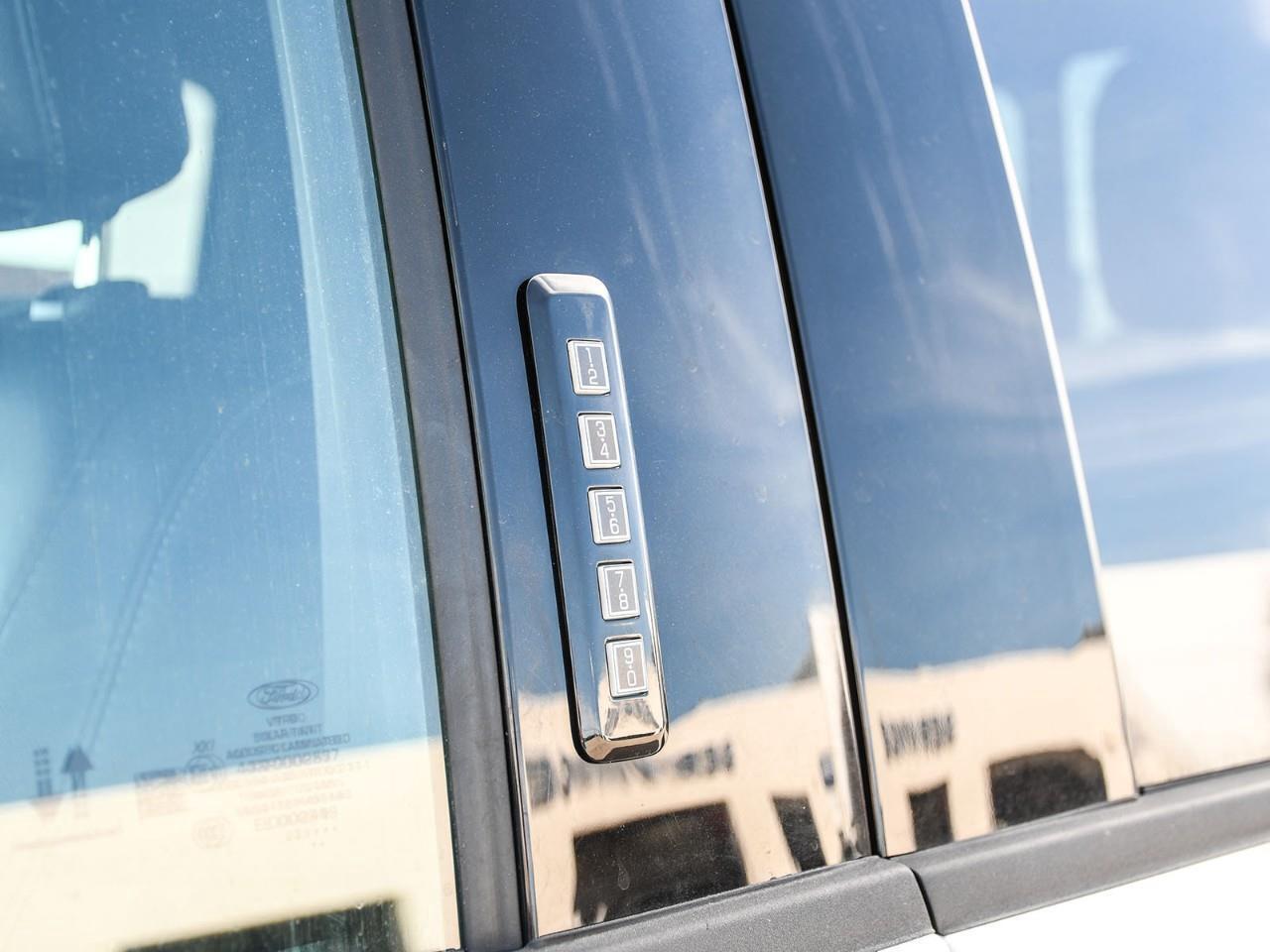 2023 Ford F-150 Lariat Twin Panel Moonroof   ACC + Lane Keeping Photo