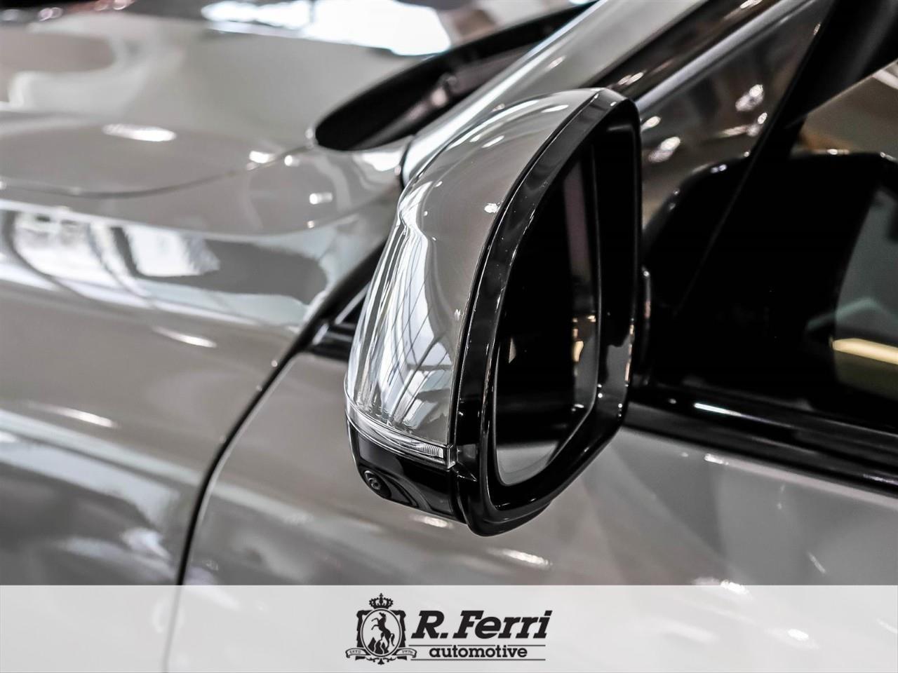 2024 BMW ALPINA XB7 Base 4dr All-Wheel Drive Sports Activity Vehicle Photo