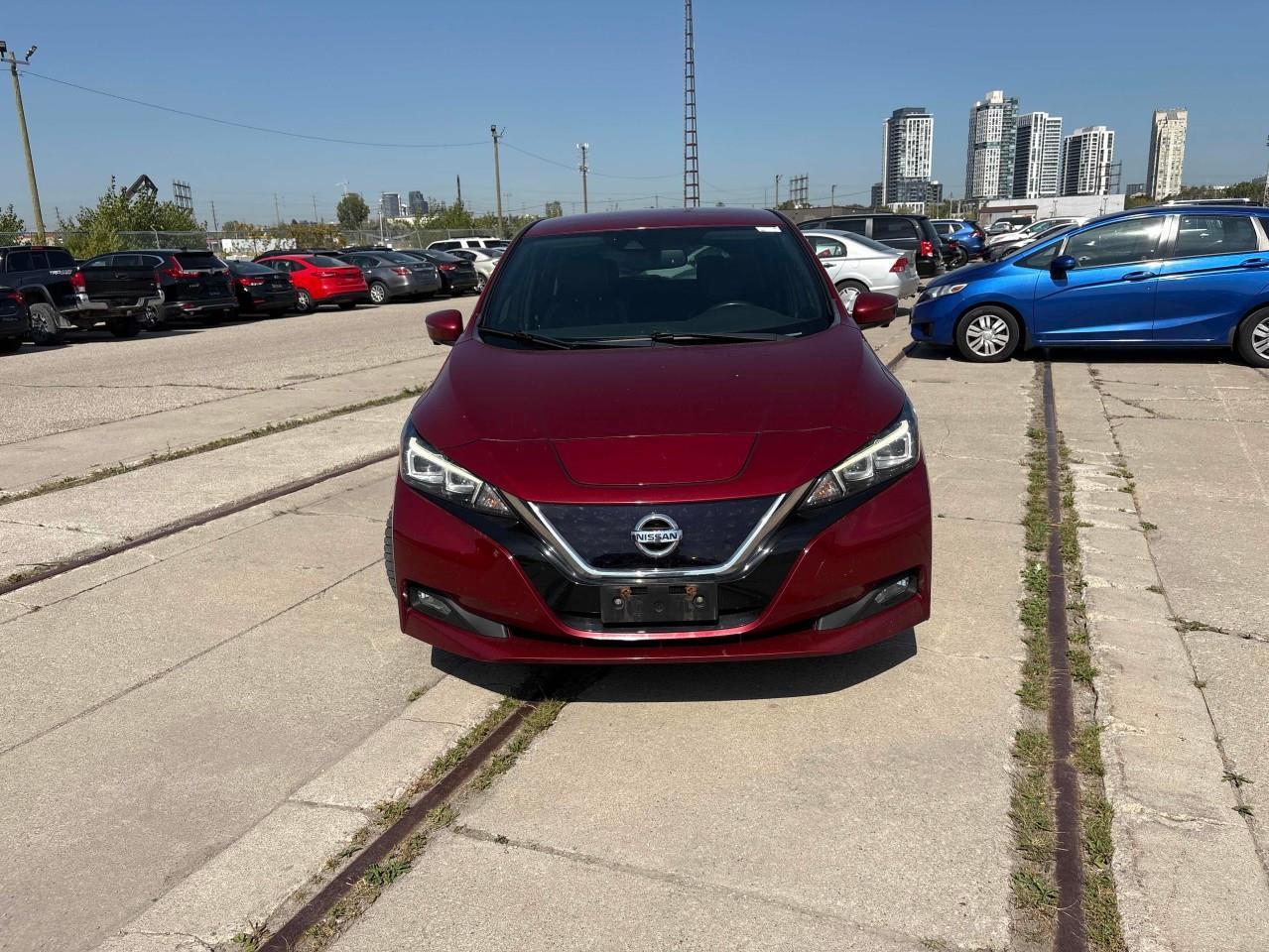 2018 Nissan Leaf SL 4dr Hatchback Photo
