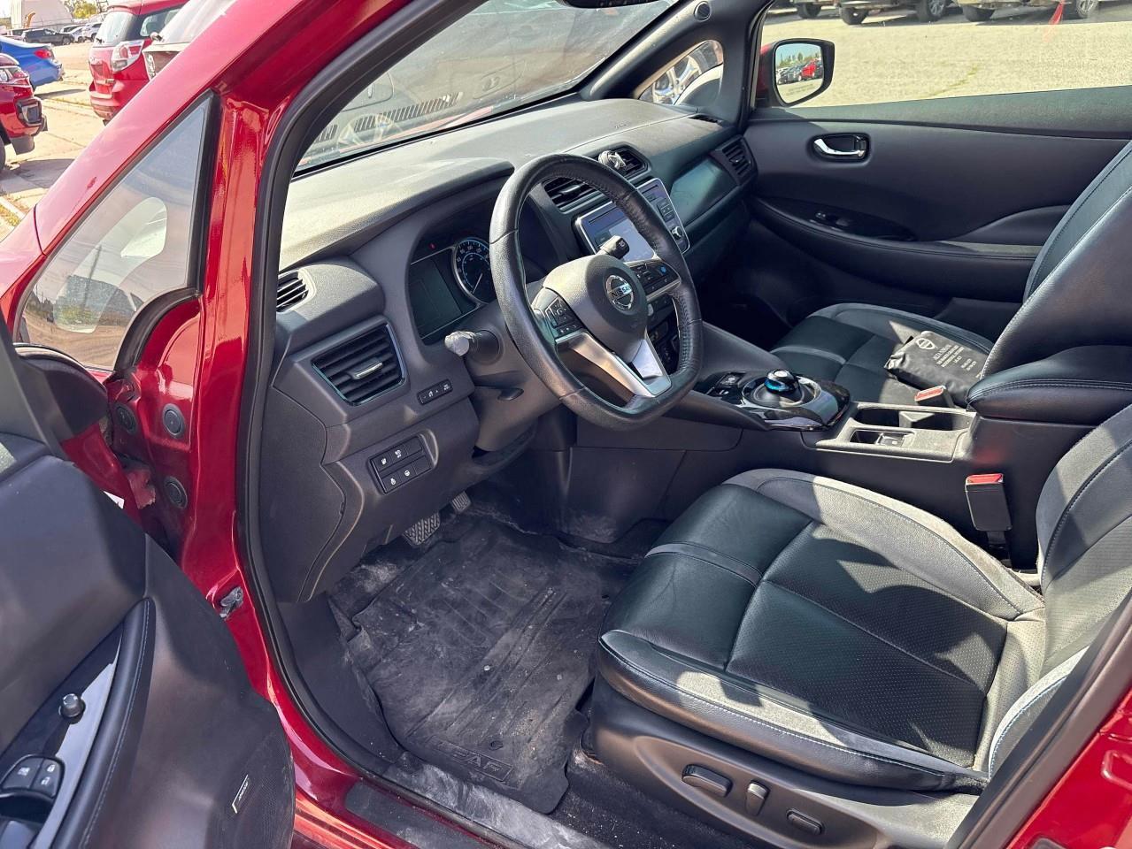 2018 Nissan Leaf SL 4dr Hatchback Photo