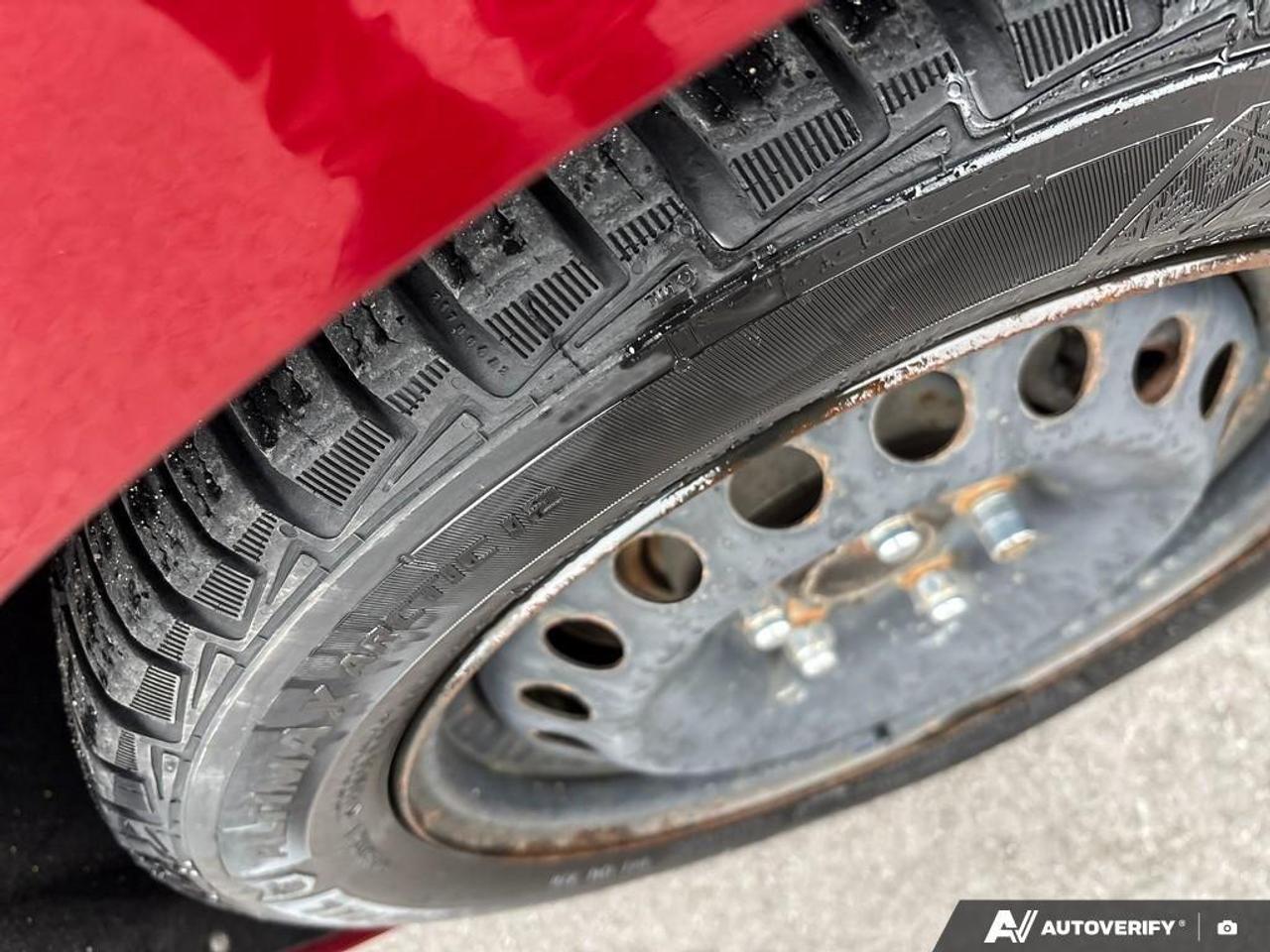 2018 Nissan Leaf SL 4dr Hatchback Photo