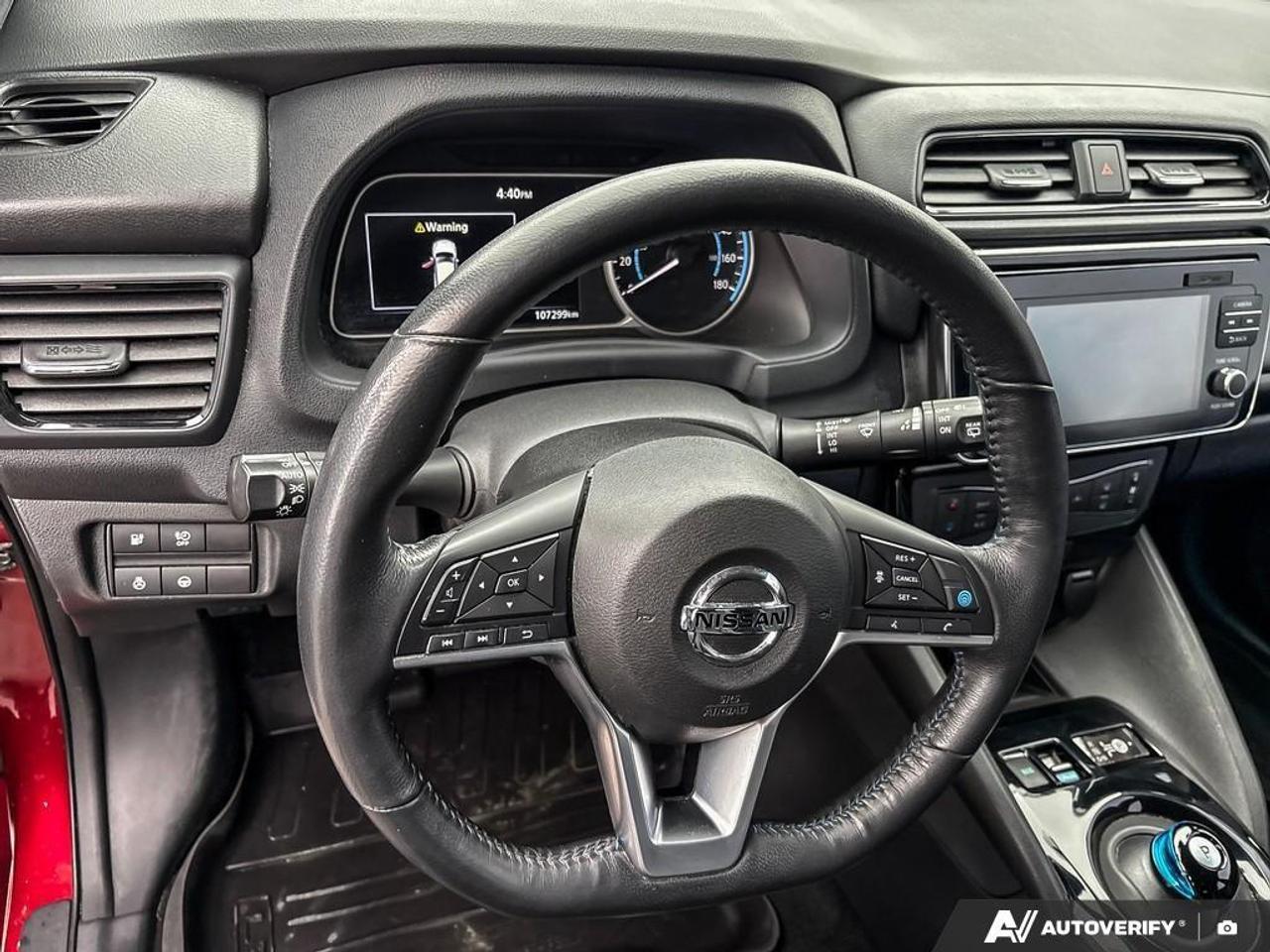 2018 Nissan Leaf SL 4dr Hatchback Photo