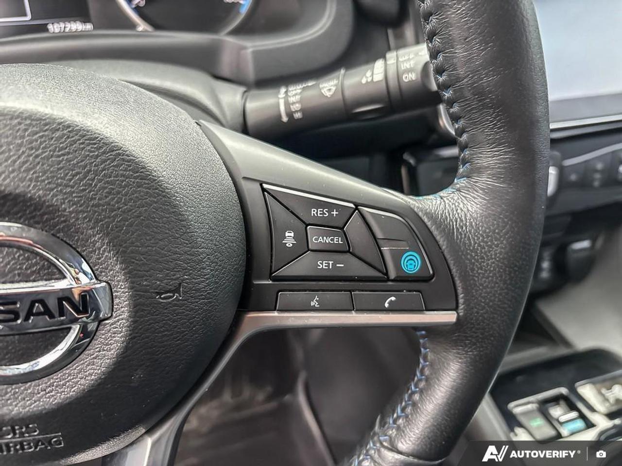 2018 Nissan Leaf SL 4dr Hatchback Photo