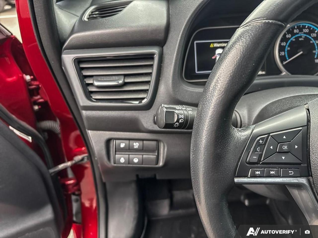 2018 Nissan Leaf SL 4dr Hatchback Photo