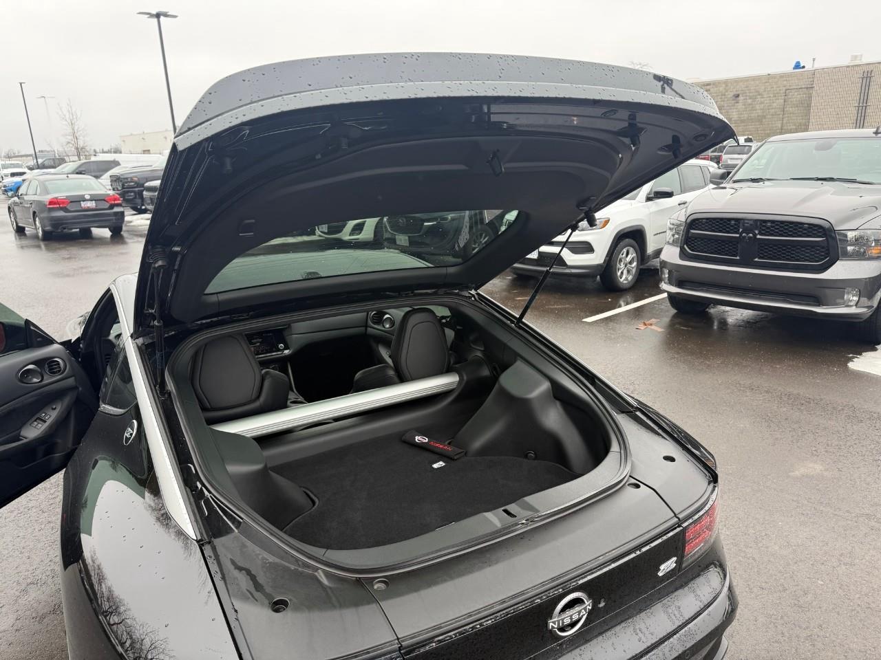 2024 Nissan Z  Photo