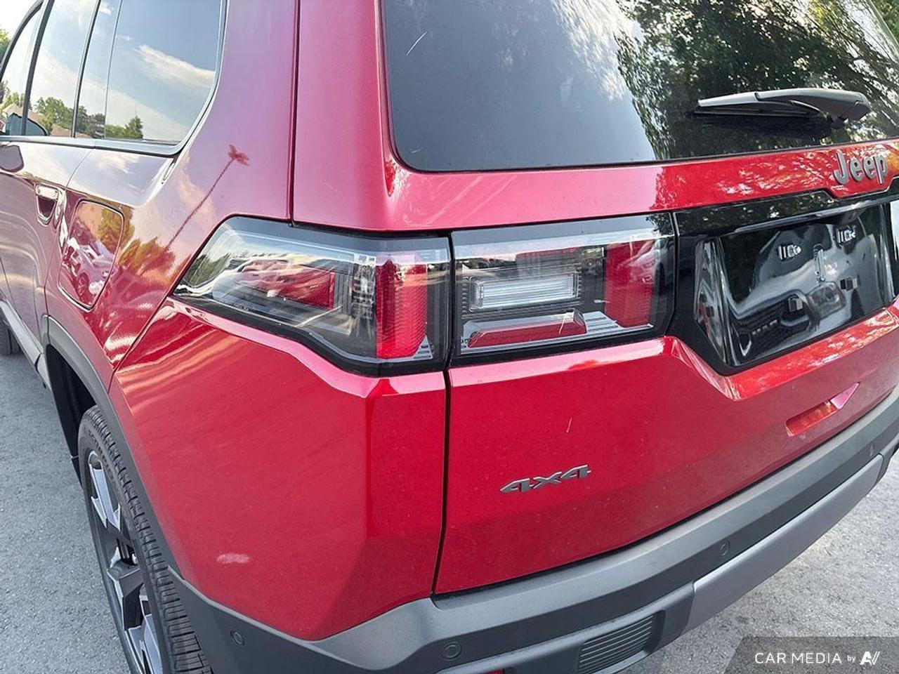 2026 Jeep Cherokee Overland 4dr 4x4 Photo