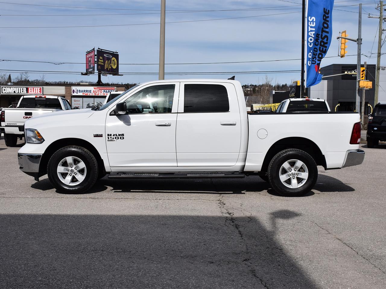 2022 RAM 1500 Classic SLT Crew Cab 4x4 ~Heated Seats ~Bluetooth ~Camera Photo2