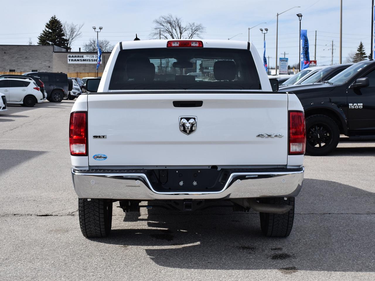 2022 RAM 1500 Classic SLT Crew Cab 4x4 ~Heated Seats ~Bluetooth ~Camera Photo4