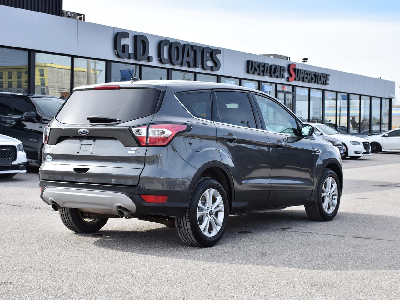 2017 Ford Escape SE 4x4 ~Heated Seats ~Bluetooth ~Camera ~Alloys Photo