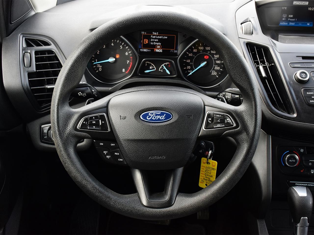 2017 Ford Escape SE 4x4 ~Heated Seats ~Bluetooth ~Camera ~Alloys Photo