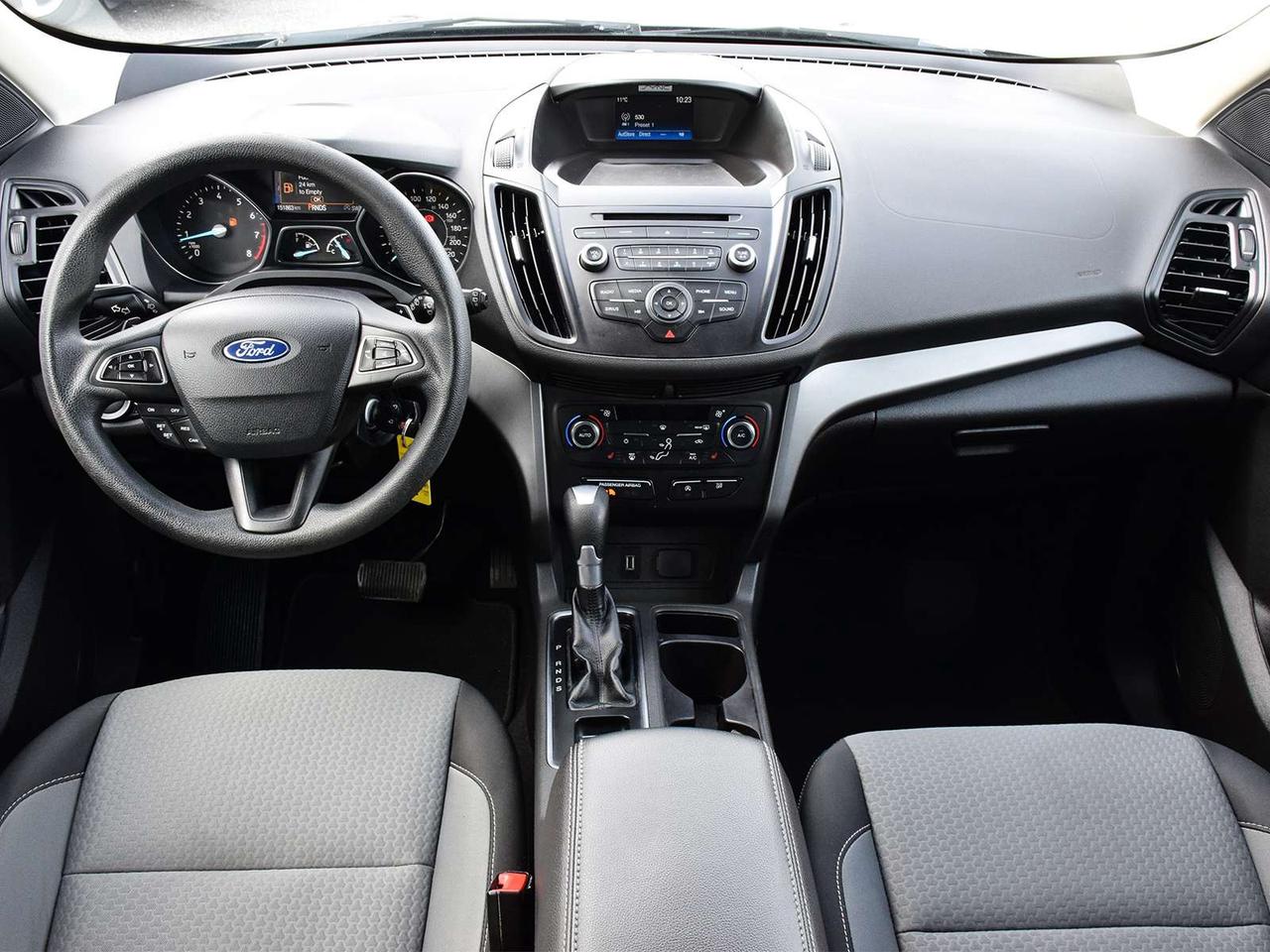 2017 Ford Escape SE 4x4 ~Heated Seats ~Bluetooth ~Camera ~Alloys Photo