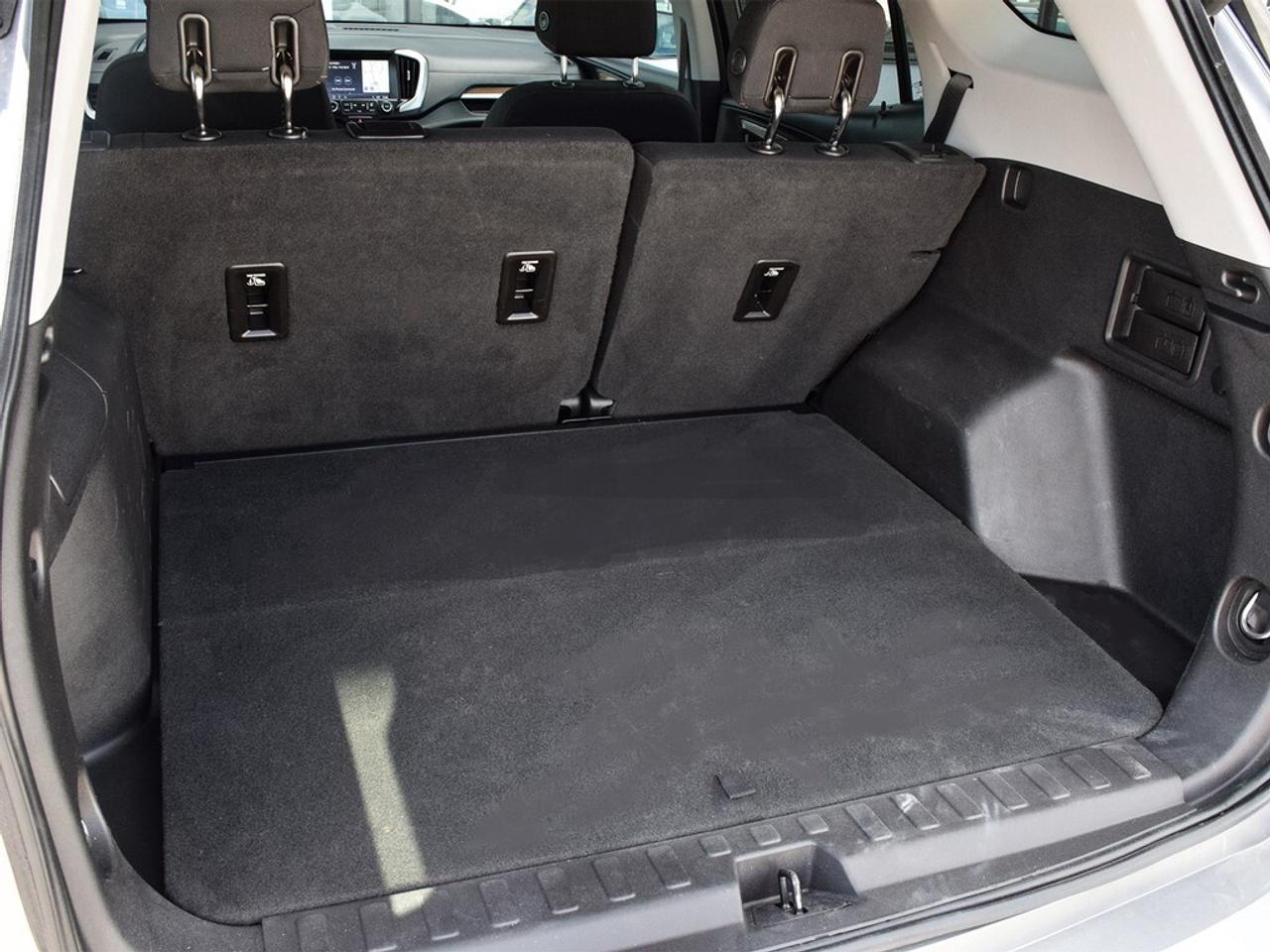 2018 GMC Terrain SLE Diesel ~Nav ~Camera ~Heated Seats ~Pano Roof Photo