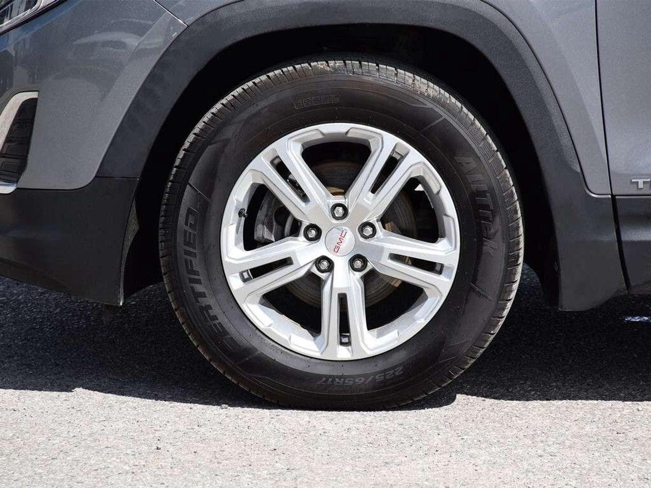 2018 GMC Terrain SLE Diesel ~Nav ~Camera ~Heated Seats ~Pano Roof Photo