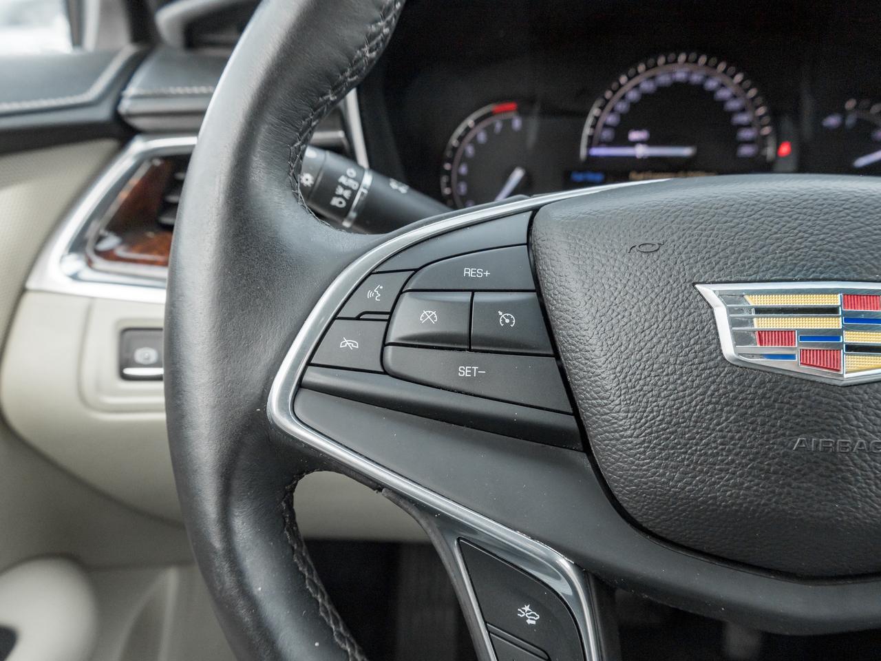 2017 Cadillac XT5 Luxury 4dr All-Wheel Drive Photo