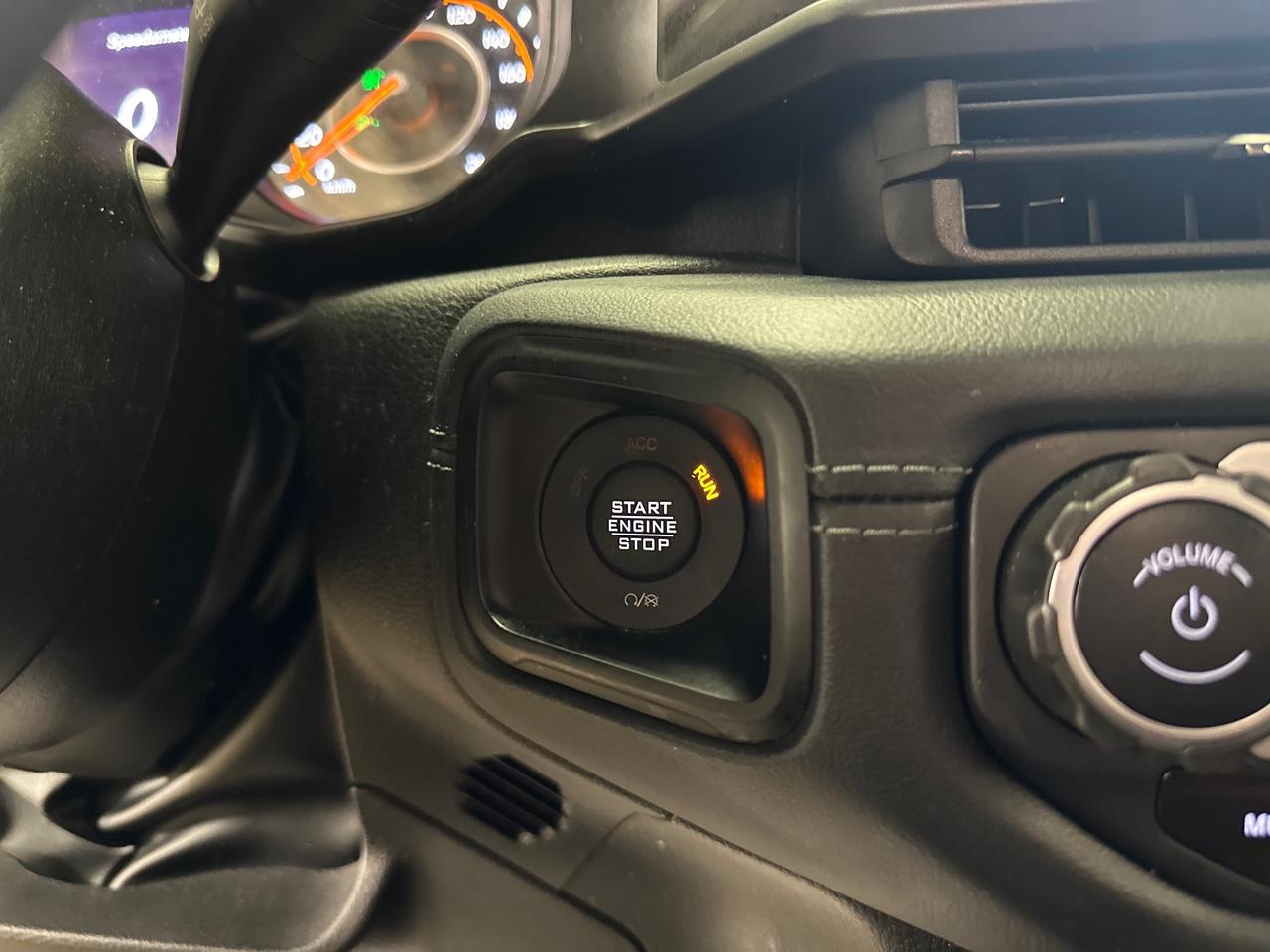 2024 Jeep Wrangler SAHARA 4DR 4X4 Photo