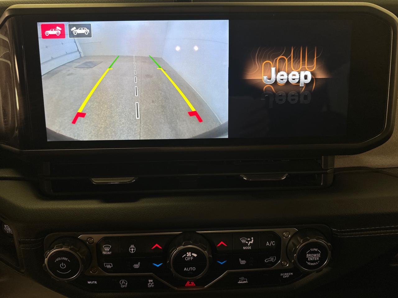 2024 Jeep Wrangler SAHARA 4DR 4X4 Photo