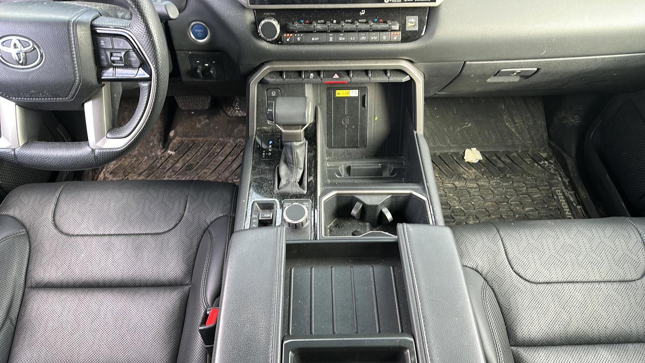 2022 Toyota Tundra Limited  Photo