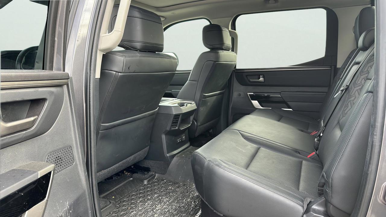 2022 Toyota Tundra Limited  Photo