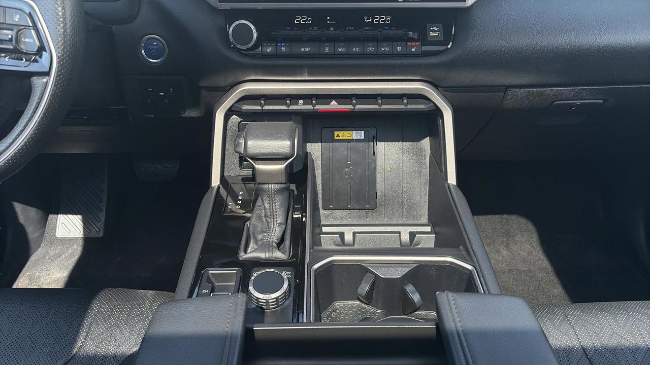 2022 Toyota Tundra Limited  Photo