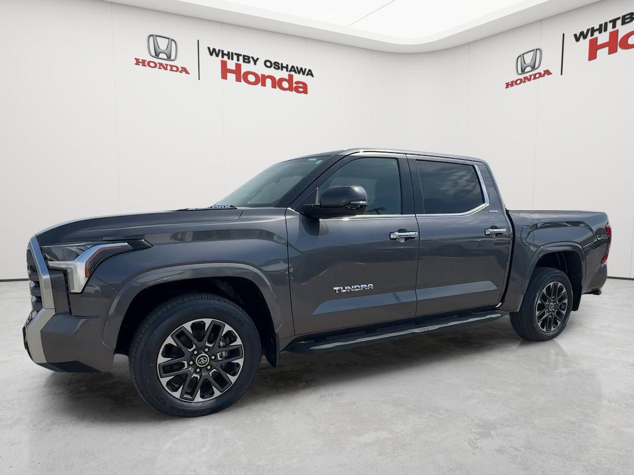 2022 Toyota Tundra Limited  Photo