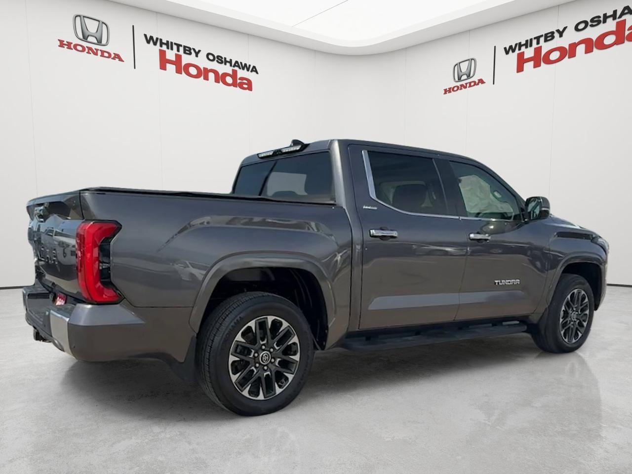 2022 Toyota Tundra Limited  Photo
