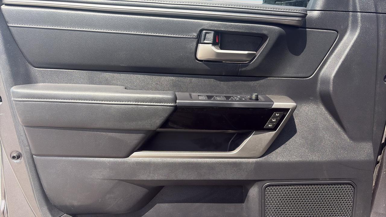 2022 Toyota Tundra Limited  Photo