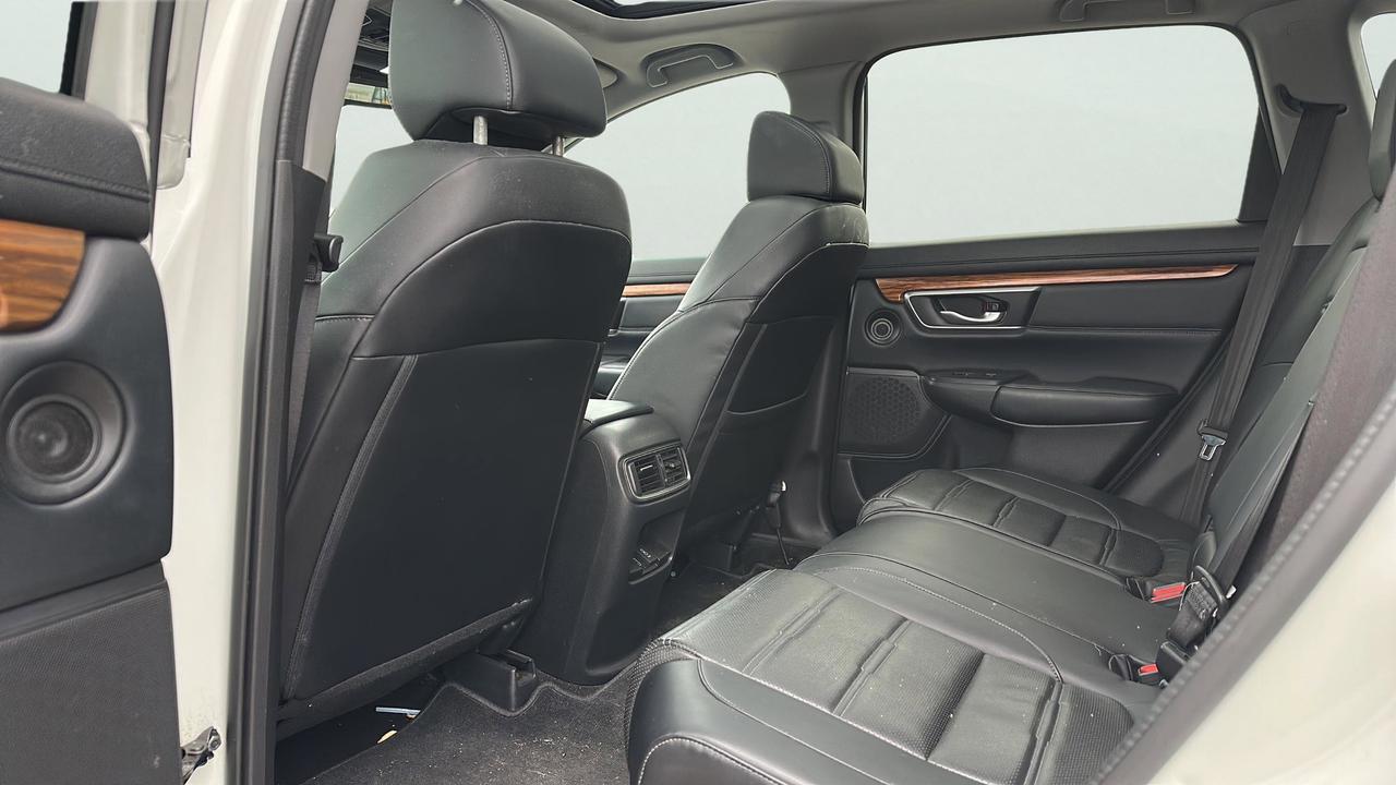 2017 Honda CR-V Touring Photo