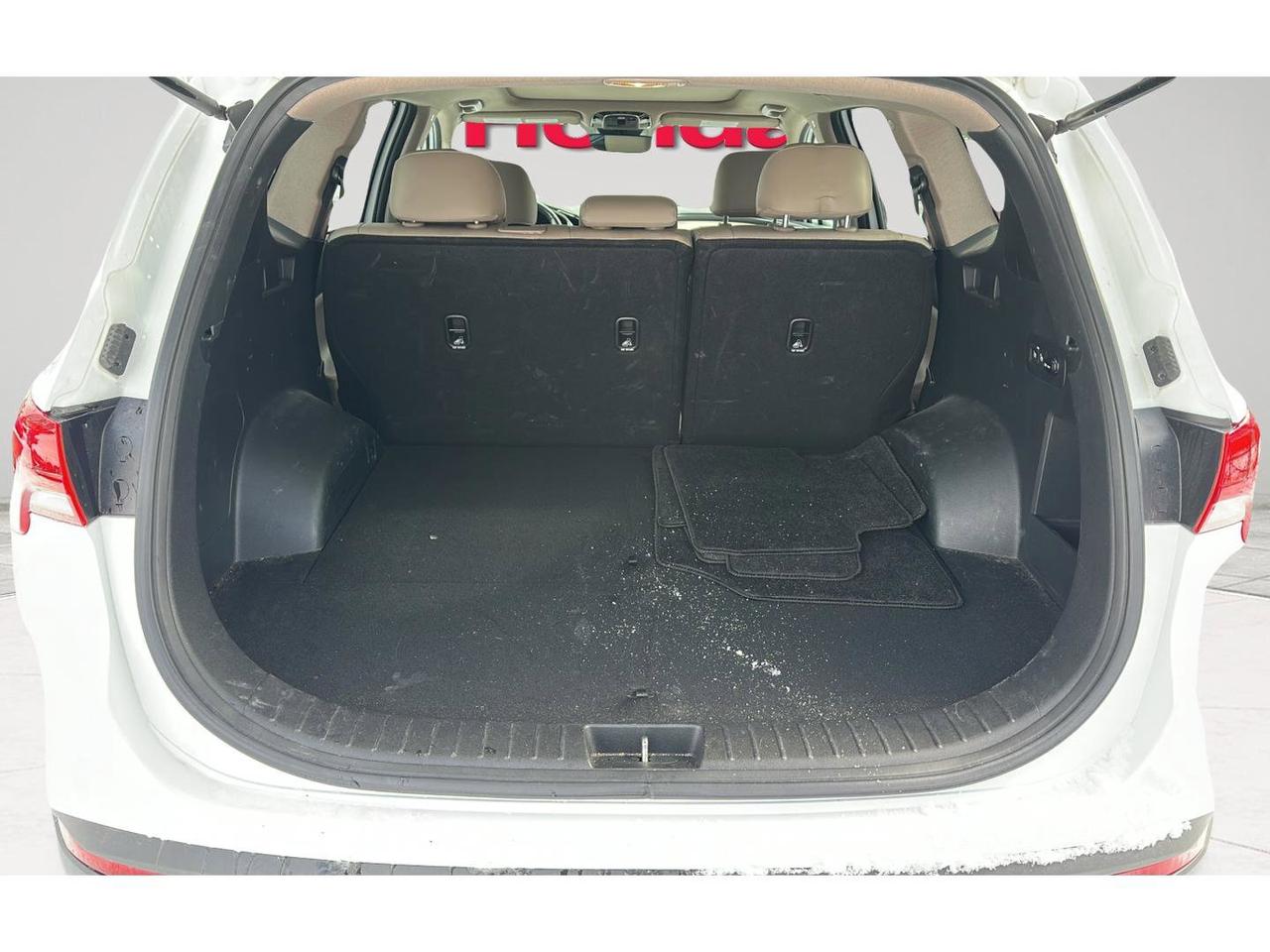 2021 Hyundai Santa Fe Preferred Photo
