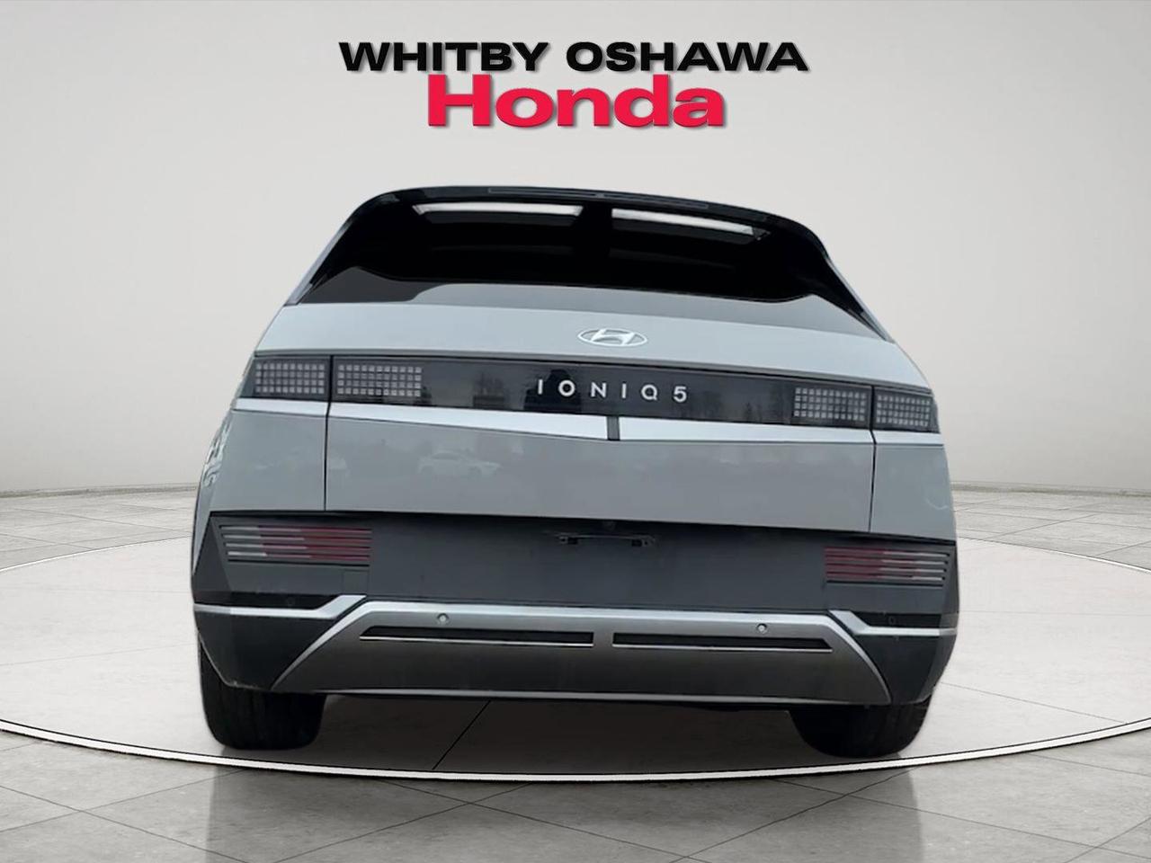 2022 Hyundai IONIQ 5 Preferred Long Range Photo3