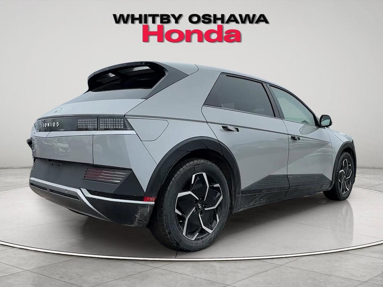 2022 Hyundai IONIQ 5 Preferred Long Range Photo4