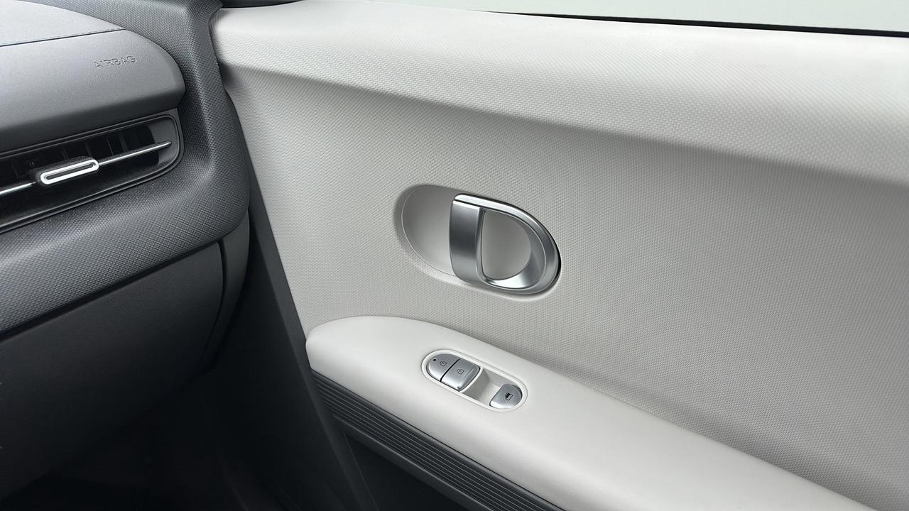 2022 Hyundai IONIQ 5 Preferred Long Range Photo