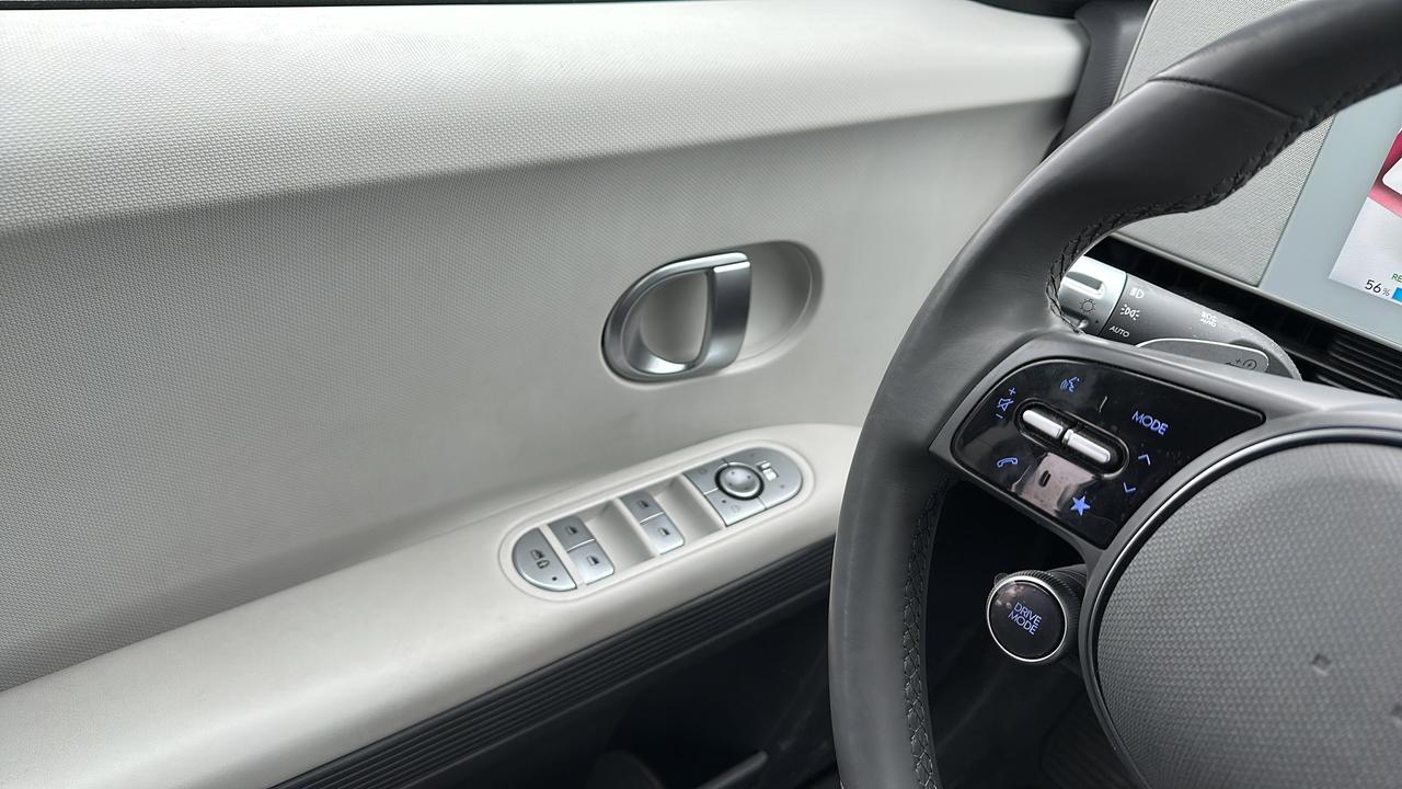 2022 Hyundai IONIQ 5 Preferred Long Range Photo