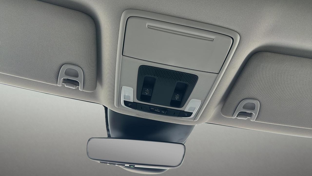 2025 Honda Pilot Touring Photo
