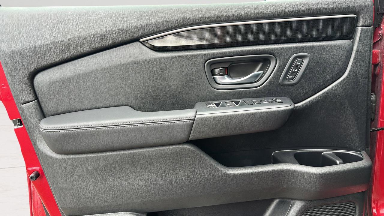 2025 Honda Pilot Touring Photo