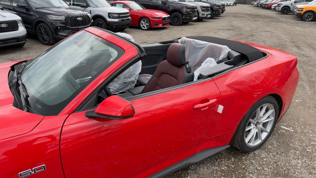 2026 Ford Mustang GT Premium Convertible Photo
