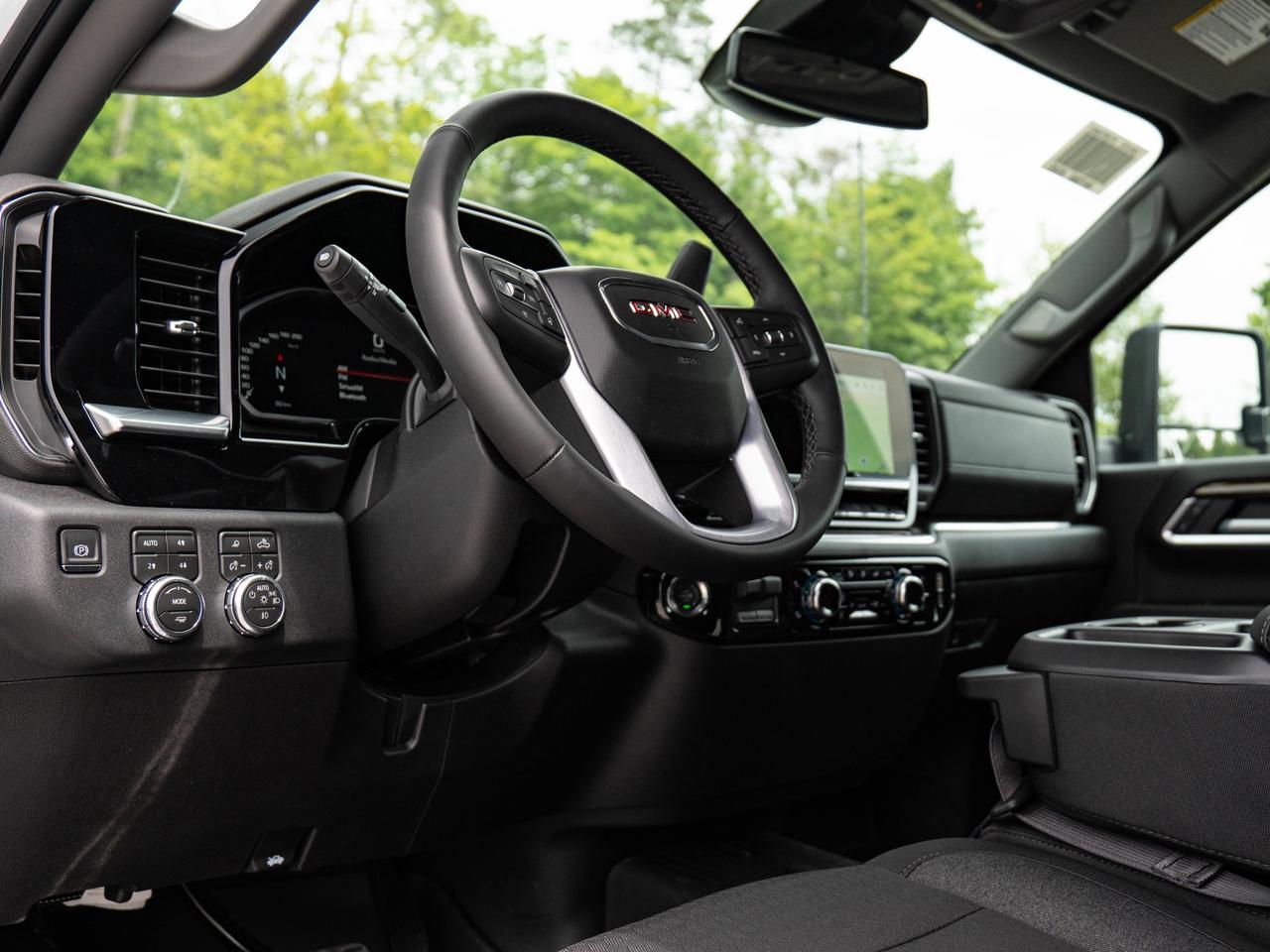 2026 GMC SIERRA 2500HD SLE Photo