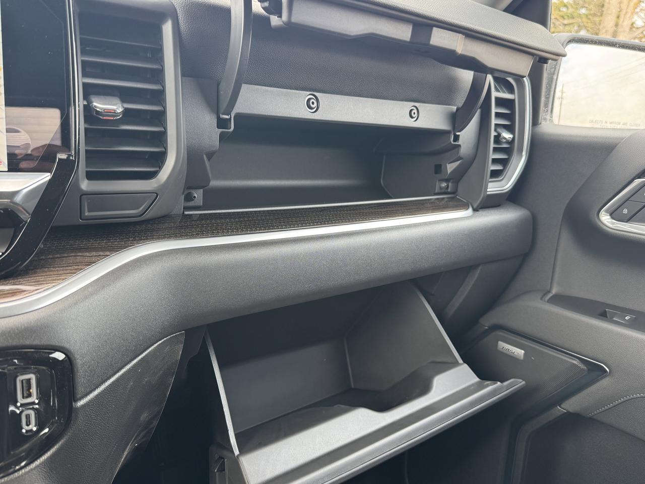 2026 Chevrolet Silverado 1500 RST Photo